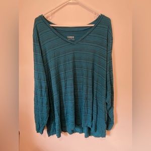 Women’s long sleeved blue/black stripped top.  Size 4X